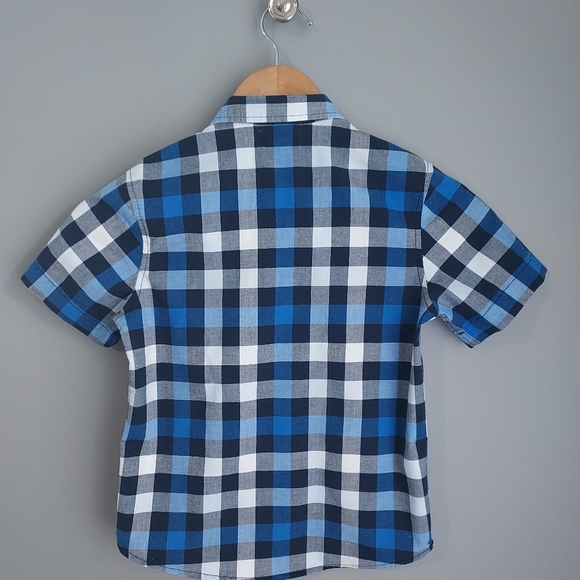Old Navy, boys size 5 blue/black/white plaid pocket button down - Picture 2 of 4